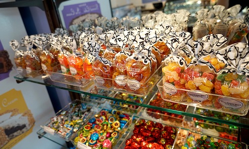 candy options on two shelves at Kilwins ice cream